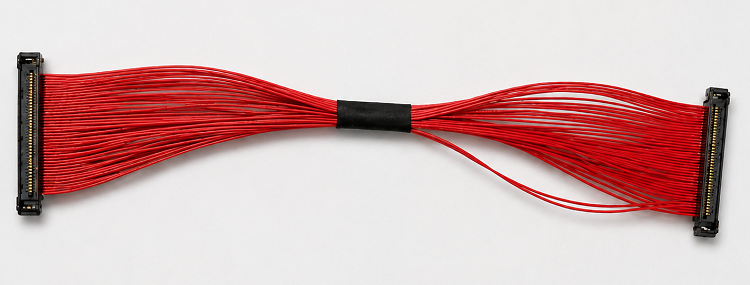 I-PEX 20373-R40T-06极细同轴线束(3) I-PEX 20373-R40T-06极细同轴线束(3)